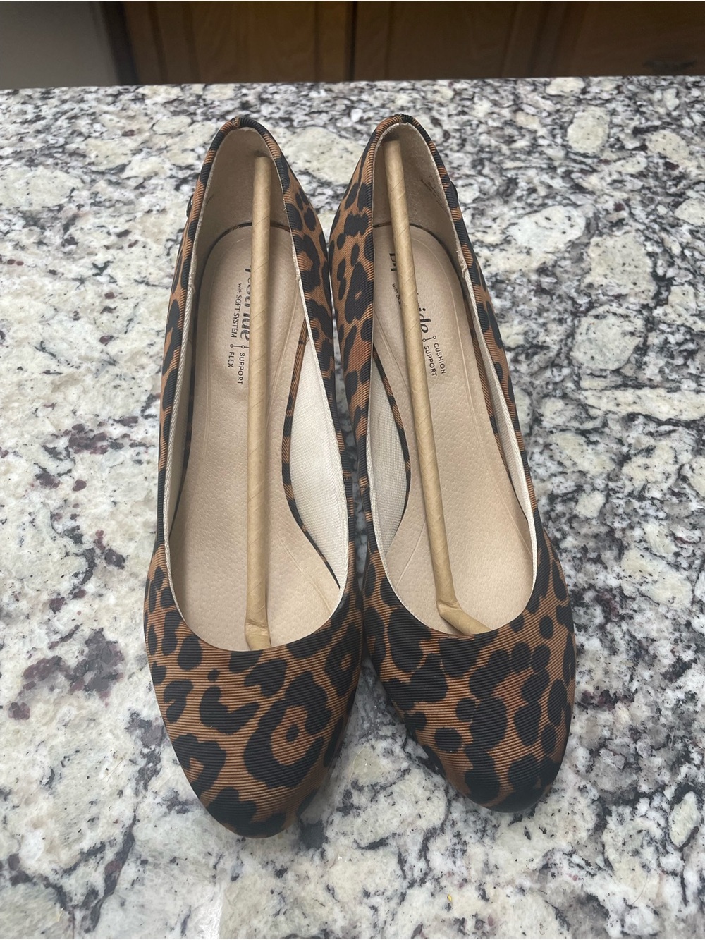 Life Stride Leopard Print Pumps in Brown and Black 2.5” Heel